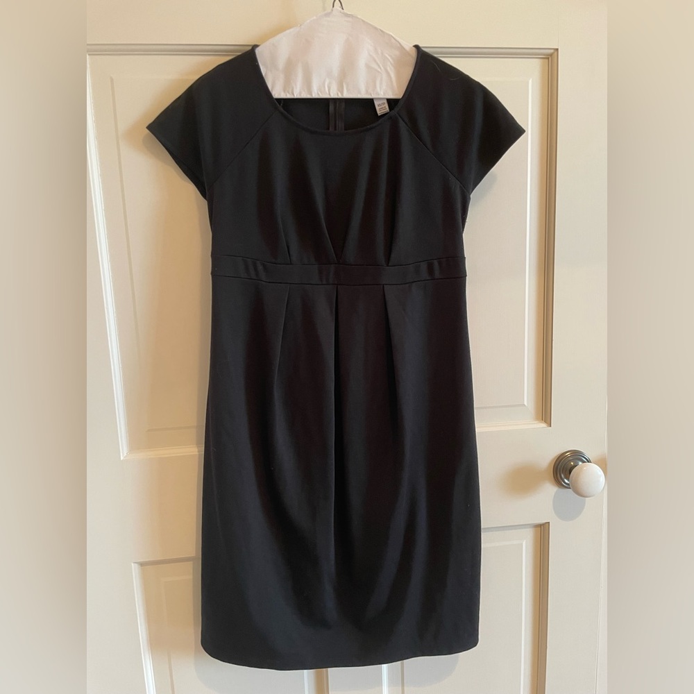 Maternity Liz Lange for Target Elegant Black Midi Dress